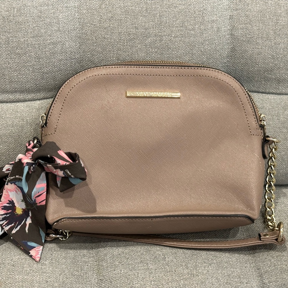 Steve Madden Taupe Crossbody Bag with Floral Scarf